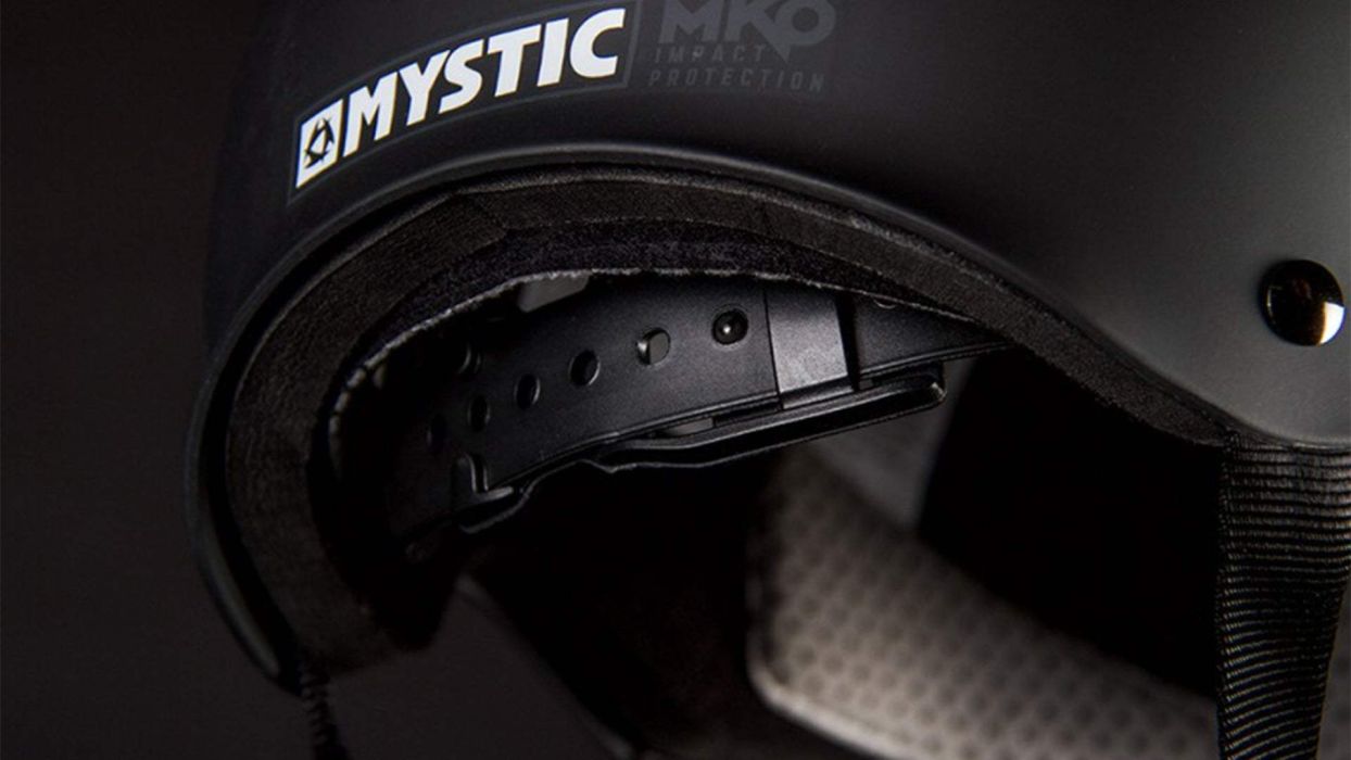 Casco Protección Mystic MK8